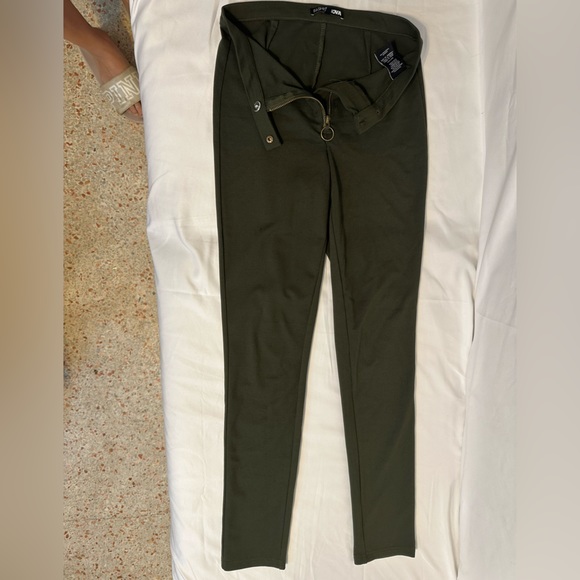 Green fashion nova leggings - Picture 2 of 3